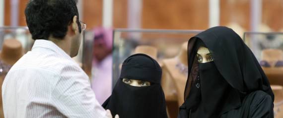 منع هيئة الأمر بالمعروف من إيقاف الأشخاص أو مطاردتهم