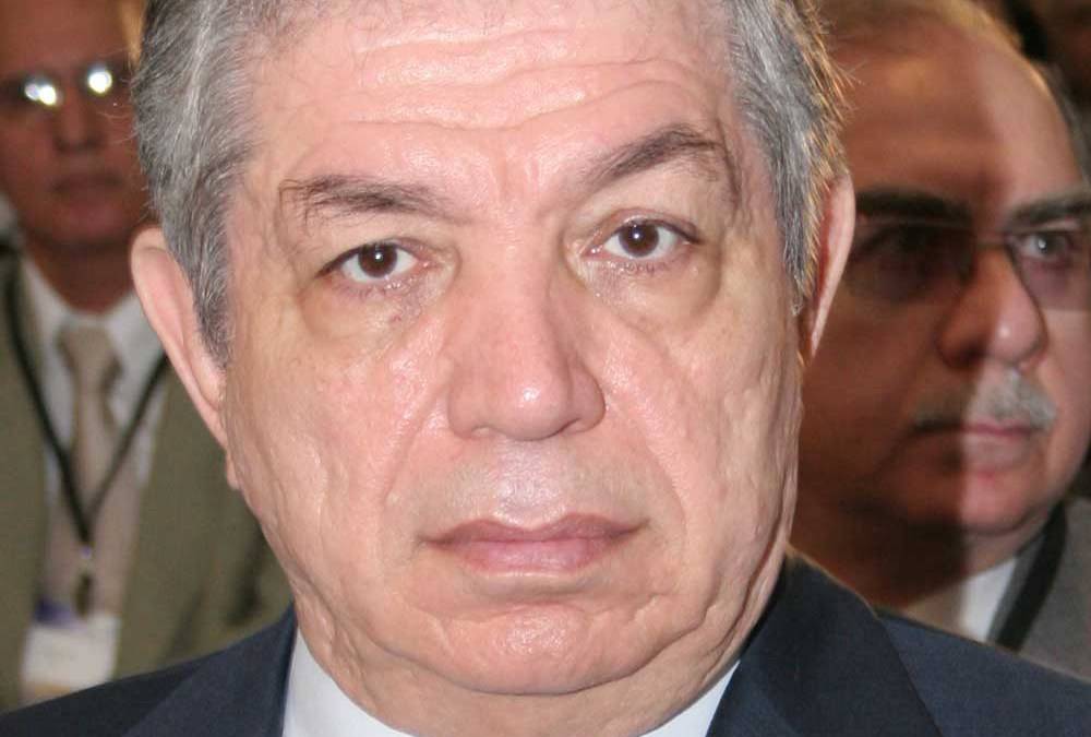 الجسر جال في معرض الكتاب في طرابلس
