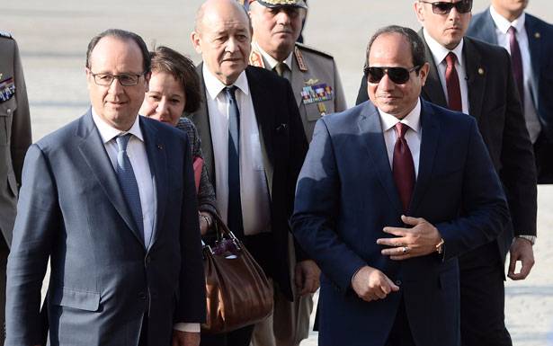 السيسي بعد لقائه هولاند :
اتفقنا على الحلّ السياسي في سوريا