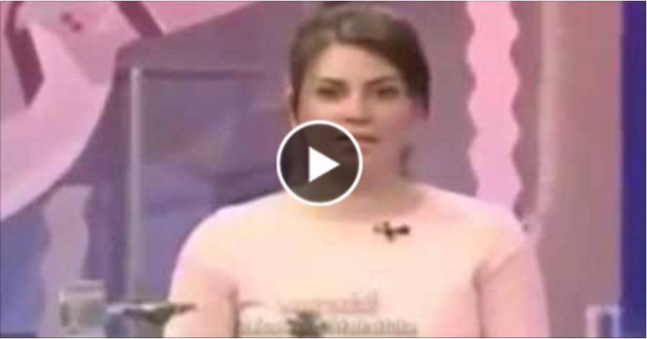 بالفيديو: شاهد لحظة وفاة مذيعة على الهواء مباشرة