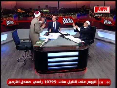 بالفيديو:  شاهد.. خناقة بين ميزو و شيخ سلفي تنتهى برش المياه ورفع الأحذية