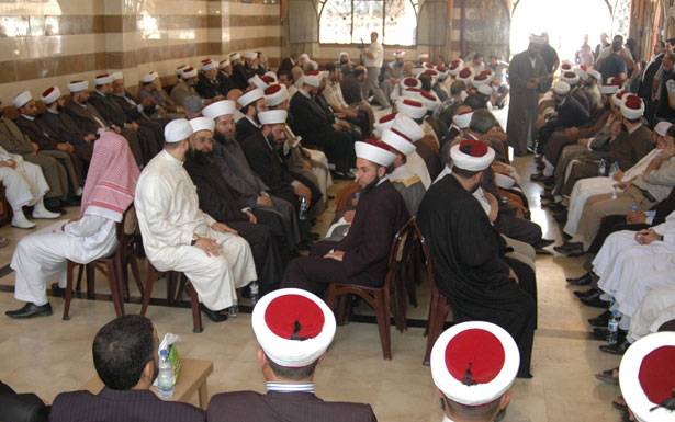 من أطلق «هيئة العلماء المسلمين» ومن «حجّمها» فجأة؟