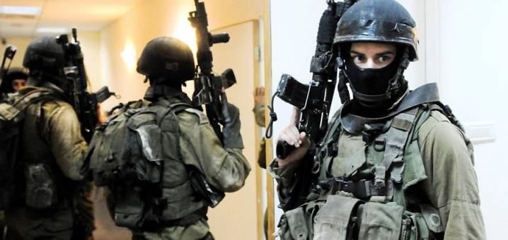 قوة إسرائيلية تقتحم مبنى ومطابع جريدة القدس