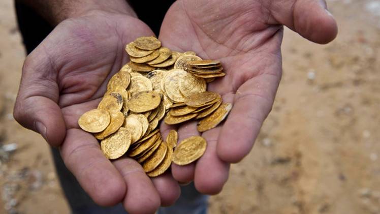 بالصور:  لن تصدق كمية الكنوز والذهب الموجودة في السعودية