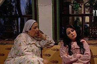 بالصور- تعرفوا على بديلة "لطفية" بعد خروج ليليا الأطرش من "باب الحارة"