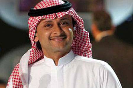 بالصور.. ابن عبدالمجيد عبدالله يتزوج بالسر واحلام تهنئه