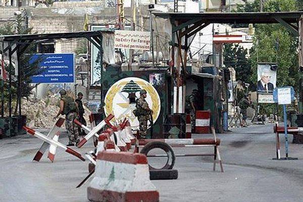 الجيش يوقف مرافق اللواء المقدح عند مدخل عين الحلوة