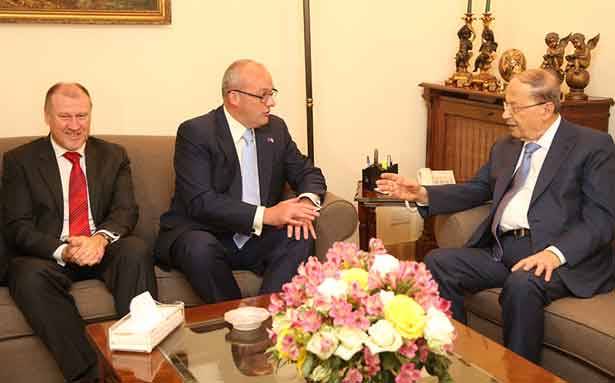 وفد أوسترالي زار الجميل وعون