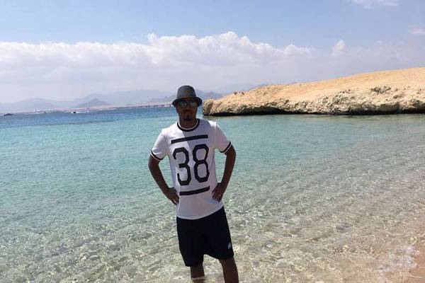 بالصور: أول مواطن سعودي يزور “تيران وصنافير” .. وهكذا وصفها!