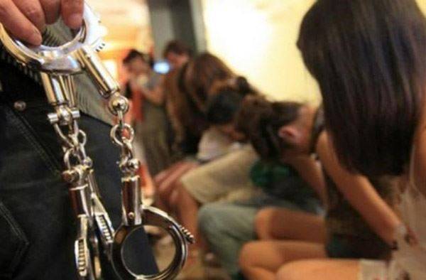 أجبروها على ممارسة الجنس 8 مرات في ليلة واحدة