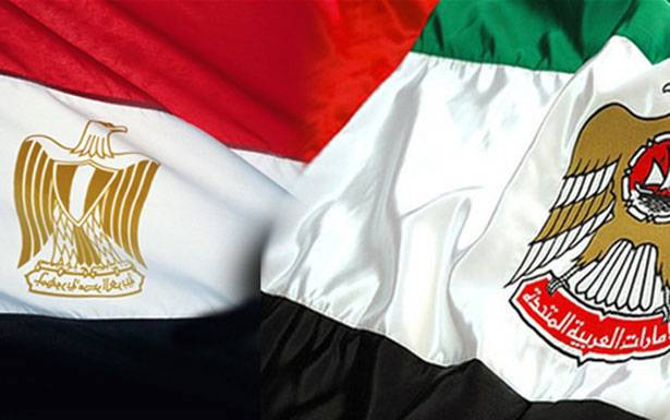 الامارات تتعهد بأربعة مليارات دولار لمصر