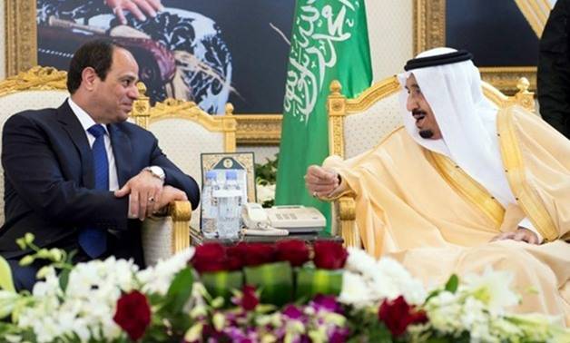 ضابط مخابرات بريطاني: الحرب العالمية الثالثة ستنطلق من “تيران وصنافير” والسيسي “فريد”