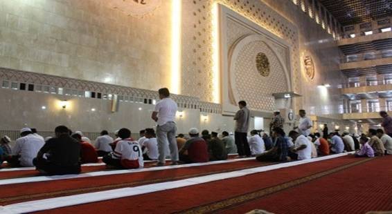 إمام مصري أخطأ في تلاوة القرآن فقتله أحد المصلين !