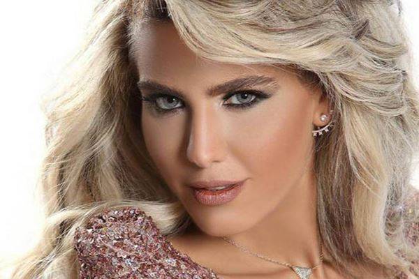 التدوينة الصادمة التي حذفتها جويل حاتم على فايسبوك