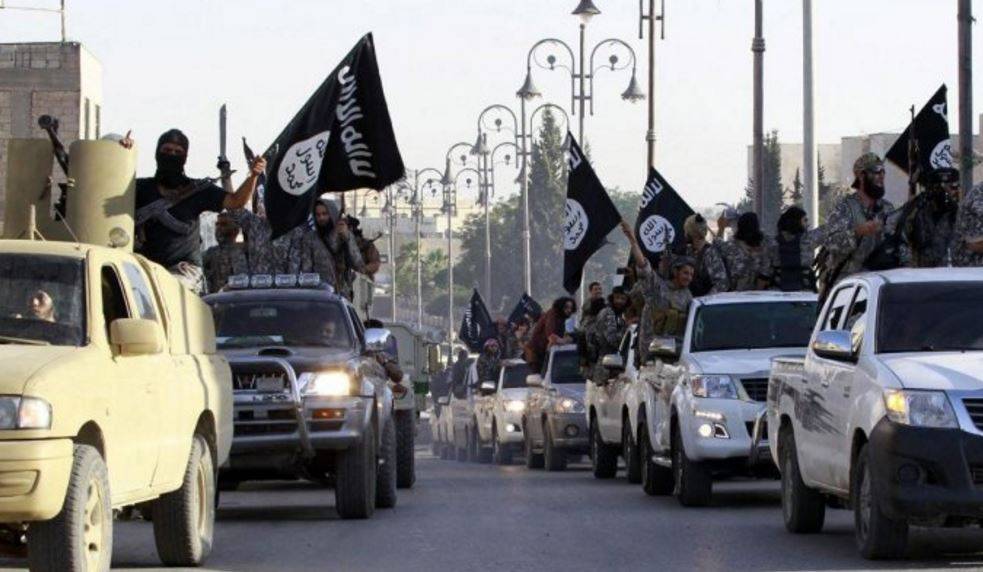 "داعش" يتبنى الهجوم بسيارة مفخخة في دمشق