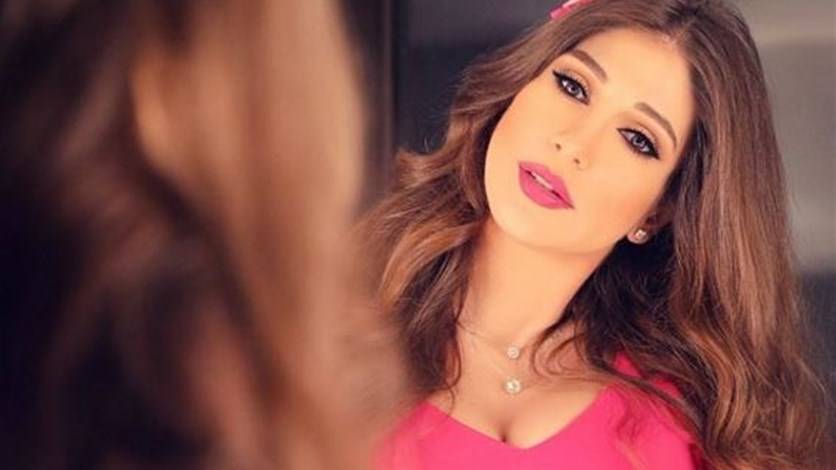 ديما صادق تنشر الصورة الأولى لمولودتها "ورد"