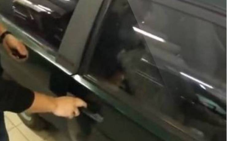 فيديو: طريقة مبتكرة لفتح السيارة في حال نسيت المفتاح بداخلها!!