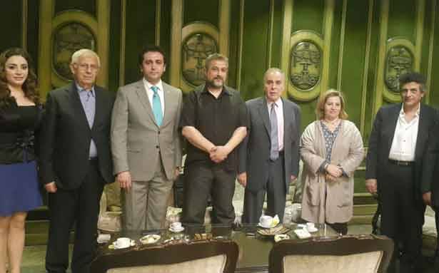 رحمة بحث ووفد يوناني
أوضاع مسيحي المشرق العربي