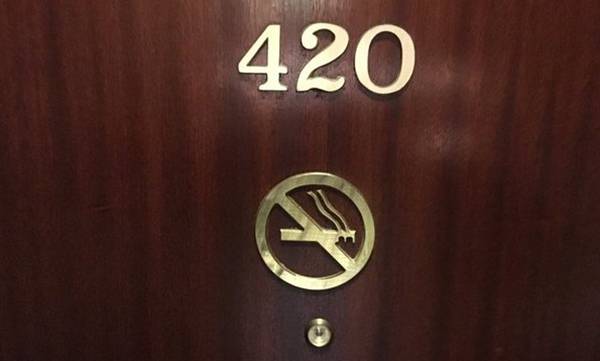 سر عدم وجود غرفة تحمل رقم 420 في الفنادق