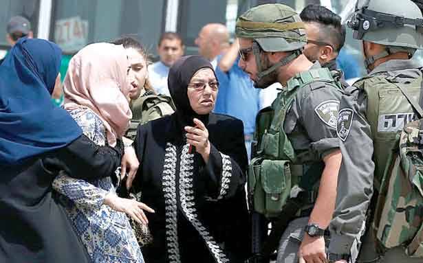 إستشهاد أم لطفلين وشقيقها برصاص الاحتلال
مجلس الأمن: هضبة الجولان أرض سورية وإسرائيل تنتقد