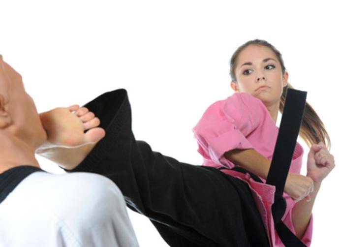 سائق حاول اغتصاب لاعبة 