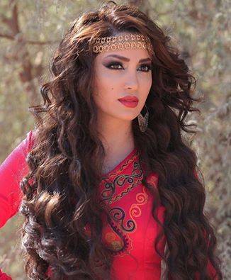 بالصور الممثلة نسرين طافش اناقة وانوثة لا تقاوم