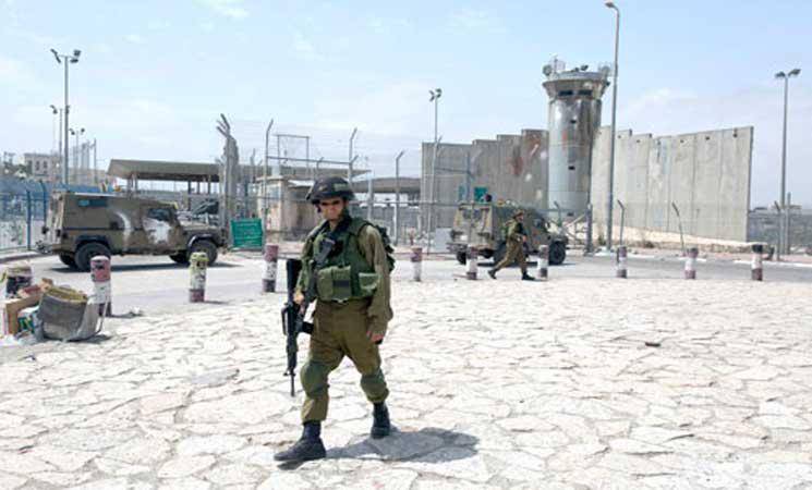 الحكومة الفلسطينية تشكك برواية الاحتلال الإسرائيلي بشأن قتله فلسطينية وشقيقها
