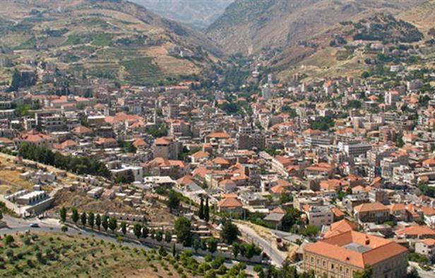 رسالة "زحلاوية" مفتوحة الى عون وجعجع والجميل