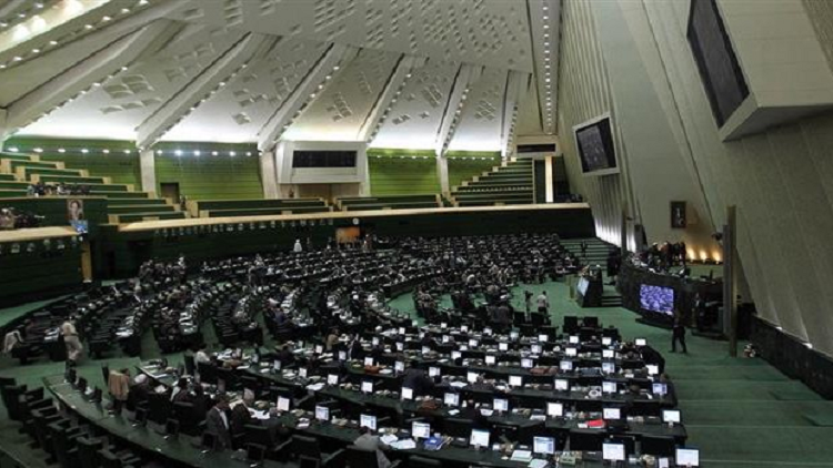 ايهما عددهم اكبر في مجلس الشورى الايراني .... الرجال ام النساء ؟