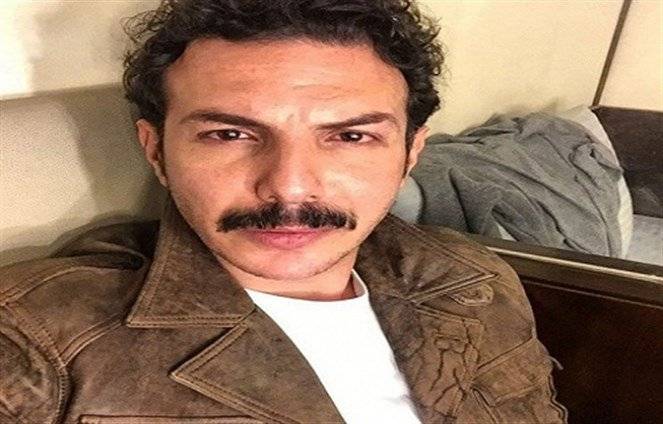 بالصورة - النجم باسل خياط مفجوع وفي حالة حداد.. إليكم التفاصيل