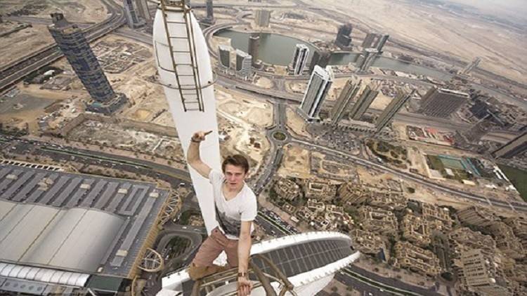 "سيلفي" يقتل صاحبه في روسيا
