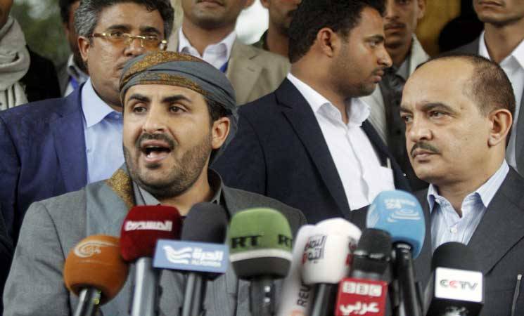 وفد "الحوثيين وصالح" في محادثات الكويت يسلم رؤيته للحل السياسي والأمني