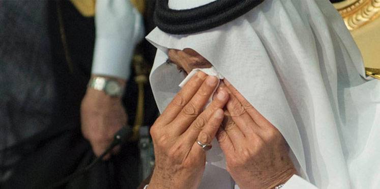 بالصور- لماذا بكى الملك سلمان؟