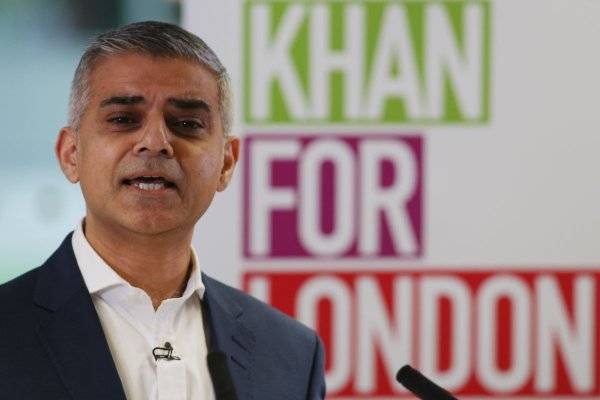 صديق خان.. هل يصبح أوّل رئيس وزراء مسلم لبريطانيا؟.. هذه قصة السياسي الذي لا يخسر مطلقاً