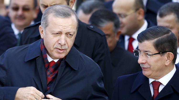 أردوغان بصدد تعيين صهره رئيسا للعدالة والتنمية