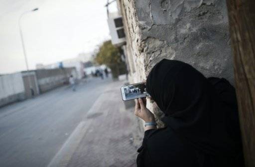 المؤبد لثلاثة محتجين في البحرين بتهمة جرح شرطي