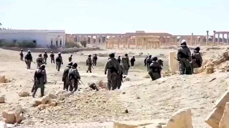 الخبراء الروس أزالوا الألغام من 8.5 ألف مبنى في تدمر