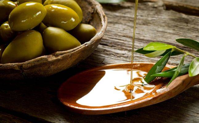 حان الوقت لتجربة ريجيم زيت الزيتون المذهلة!