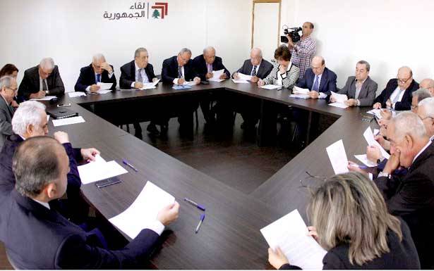 سليمان تلقّى رسالة من بان كي مون
«لقاء الجمهوريّة» : لقانون انتخابي عصري