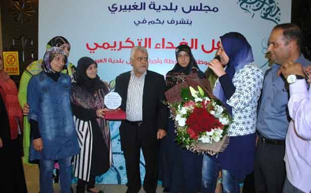 بلديّة الغبيري كرّمت عمّالها في عيدهم
و«رابطة سبلين» احتفلت برعاية تيمور