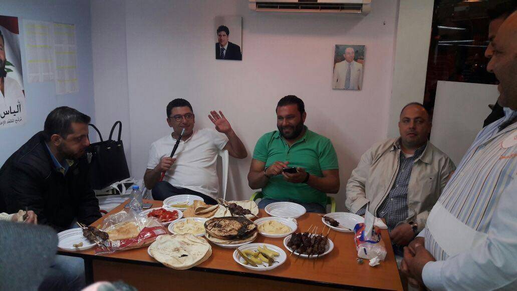 عبس يغضب مناصري الصحناوي