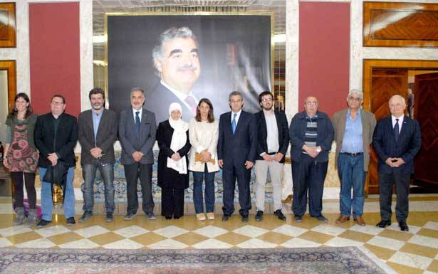 الحريري تابعت ووفد برشلونة
دراسات تأهيل الميناء التجاري في صيدا