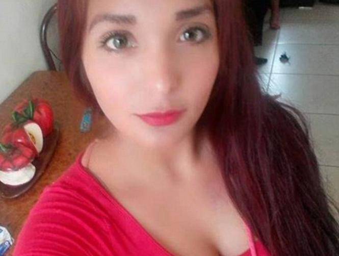 شرطيّة مكسيكيّة دمّرت حياتها بعد أن التقط صديق زوجها لها هذه الصور العارية!
