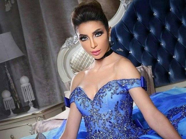 هكذا ردّت دنيا بطمة على حماتها!