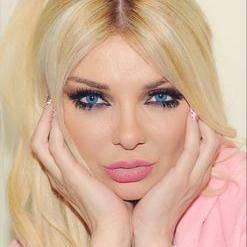أقوى 10 فيديوهات ساخنة لميريام كلينك تشعل مواقع التواصل الاجتماعي!