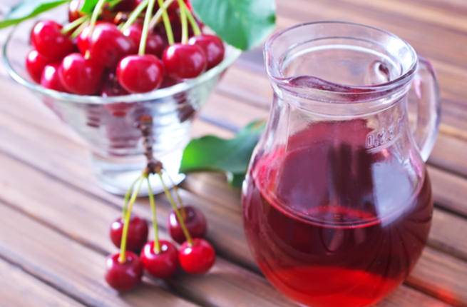 لماذا ينصح بتناول عصير الكرز؟