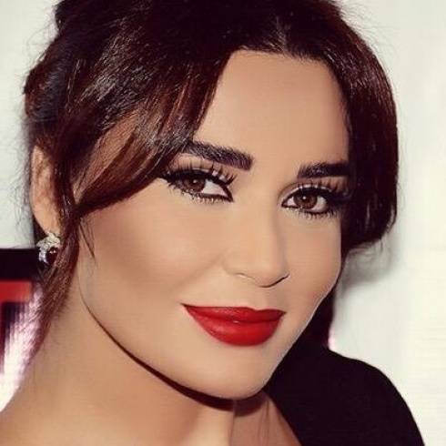سيرين عبد النور تفاجئ الجمهور بصورتها