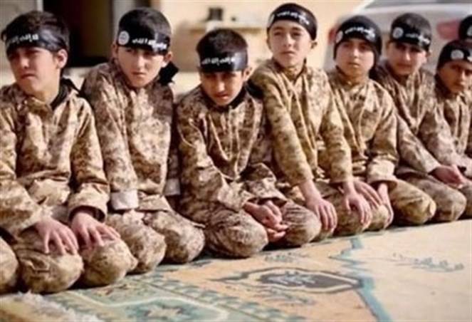 يدفعون ثمن إرهاب أبائهم: أطفال عناصر الدولة الإسلامية ضحايا بلا هوية