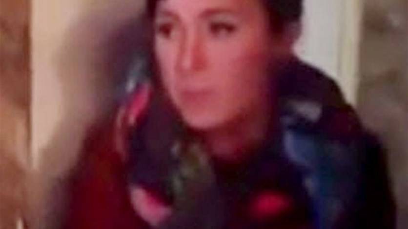 بالفيديو: شك في خيانة زوجته... فما كانت النتيجة؟
