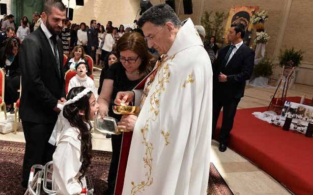 في حفل المناولة الاولى لأطفال Sesobel  
الراعي: بفضلهم يرفع الله غضبه عن العالم
الشرير ويفيض نعمه على أهلهم